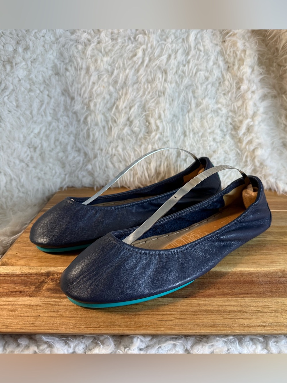 Tieks California Navy size 8 - Picture 7 of 11